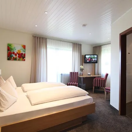 ゲストハウス Zur Weinlaube Bornheim