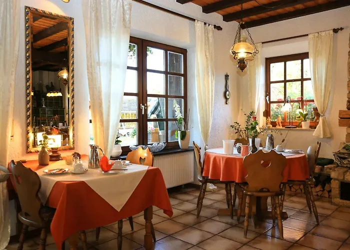 Zur Weinlaube Gasthof 3*